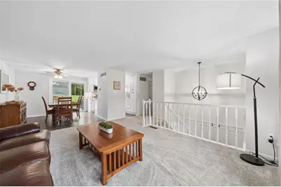1070 Saybrook Drive, Greensburg, PA 15601 - Photo 9