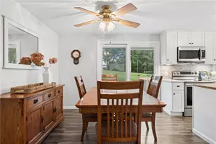 1070 Saybrook Dr, Greensburg, PA 15601 - Photo 11