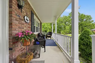 2357 Westgate Dr, Pittsburgh, PA 15237 - Photo 3