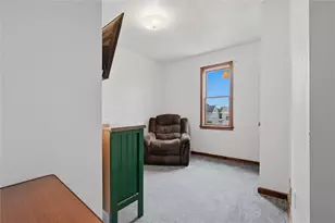 145 Jefferson Ave, Vandergrift, PA 15690 - Photo 19
