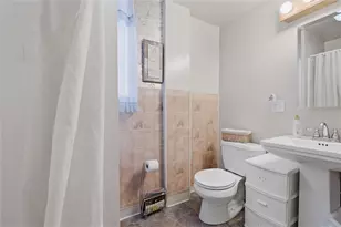 145 Jefferson Ave, Vandergrift, PA 15690 - Photo 17
