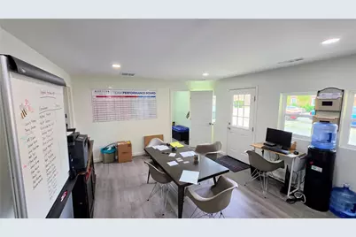 1199 Merchant St, Ambridge, PA 15003 - Photo 5