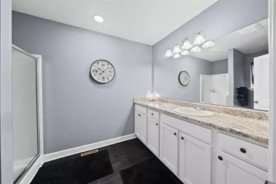 603 Oak Tree Ct, Bridgeville, PA 15017 - Photo 33