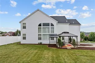 603 Oak Tree Ct, Bridgeville, PA 15017 - Photo 37