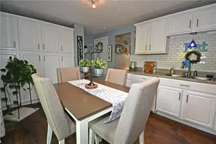 402 Hickory Cir, Canonsburg, PA 15317 - Photo 9