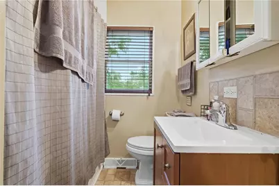 3236 Central Dr, South Park, PA 15332 - Photo 15