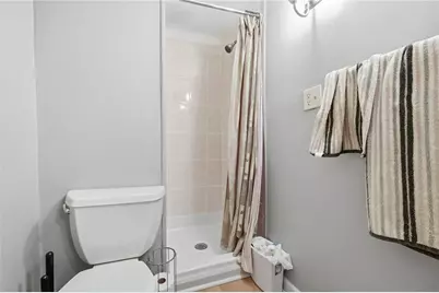 3236 Central Dr, South Park, PA 15332 - Photo 19