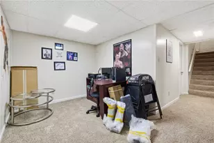 3236 Central Dr, South Park, PA 15332 - Photo 25