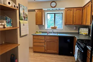 932 Forest Green Dr, Moon/Crescent Twp, PA 15108 - Photo 13