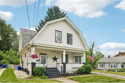 218 E Hillcrest Avenue, New Castle, PA 16105 - Photo 1