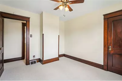 218 E Hillcrest Avenue, New Castle, PA 16105 - Photo 25