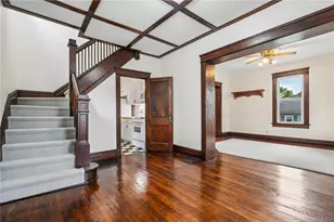 218 E Hillcrest Ave, New Castle, PA 16105 - Photo 5
