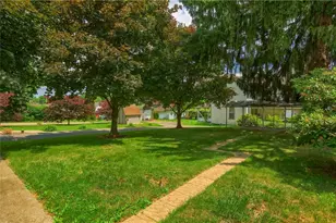 408 N Vine St, New Castle, PA 16101 - Photo 27