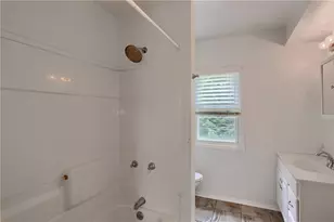 408 N Vine St, New Castle, PA 16101 - Photo 19