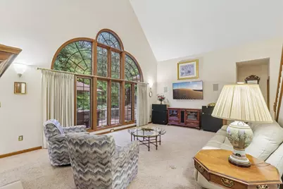 406 Settlers Village Circle, Cranberry Township, PA 16066 - Photo 9