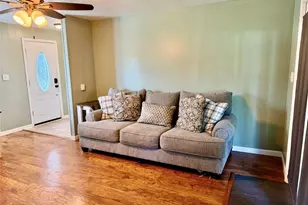 2322 W Belmont Ave, Canton Township, PA 15301 - Photo 9