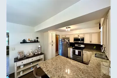 611 W Englewood Ave, Neshannock Township, PA 16105 - Photo 17