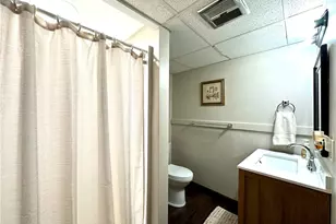 611 W Englewood Ave, Neshannock Township, PA 16105 - Photo 37