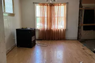 2028 Chalfant St, Pittsburgh, PA 15221 - Photo 3