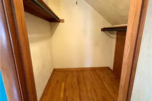 102 Carnold Dr, Munhall, PA 15120 - Photo 11