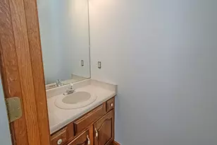 2551 Cole Rd, Pittsburgh, PA 15090 - Photo 7