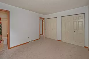 2551 Cole Rd, Pittsburgh, PA 15090 - Photo 19