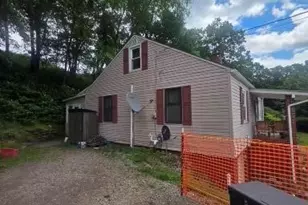 473 Swank St, Westmont Hilltop School District, PA 15905 - Photo 5