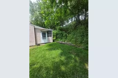 473 Swank St, Westmont Hilltop School District, PA 15905 - Photo 3