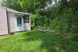 473 Swank St, Westmont Hilltop School District, PA 15905 - Photo 3