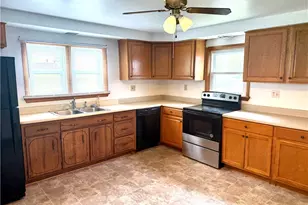 413 4th St, Smithton, PA 15479 - Photo 7