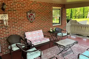 1547 Meerschaum Ln, Kennedy Township, PA 15108 - Photo 5