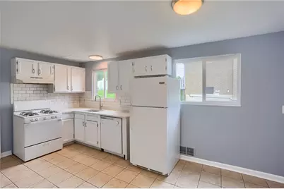440 Brierly Ln #440, West Mifflin, PA 15122 - Photo 7