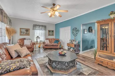 3159 Brodhead Rd, Center Township, PA 15001 - Photo 3