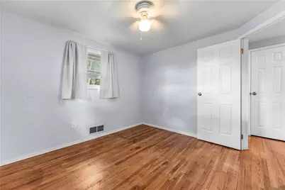 1296 Snee Dr, South Park, PA 15236 - Photo 17
