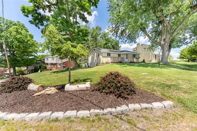 1296 Snee Dr, South Park, PA 15236 - Photo 5