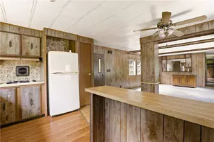 2640 Cumberland Hwy, Larimer Twp, PA 15552 - Photo 9