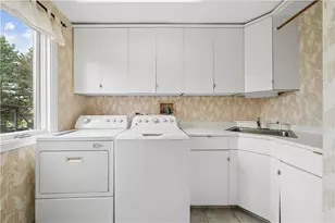 180 Springmeadow Dr, Pittsburgh, PA 15241 - Photo 11