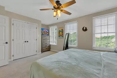 107 Castle View Dr, McKees Rocks, PA 15136 - Photo 13