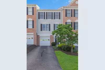 107 Castle View Dr, McKees Rocks, PA 15136 - Photo 1