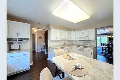 360 Nature Trail Ln, Murrysville, PA 15668 - Photo 5