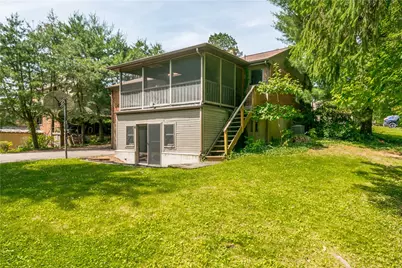 3229 Arapahoe Rd, Bethel Park, PA 15241 - Photo 25