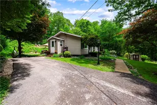 119 Bauer Ln, Center Township, PA 16001 - Photo 3
