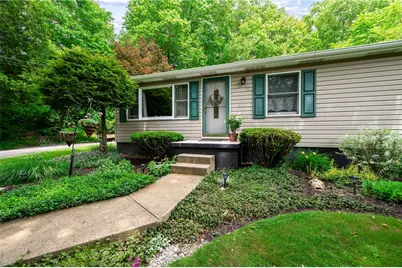 119 Bauer Ln, Center Township, PA 16001 - Photo 5