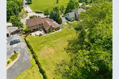 235 Ewing Rd, Collier Township, PA 15106 - Photo 39