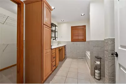 235 Ewing Rd, Collier Township, PA 15106 - Photo 21