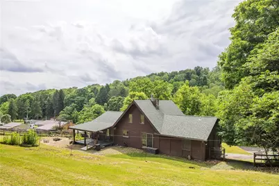 624 Squaw Run Rd, Wayne Township, PA 16117 - Photo 33