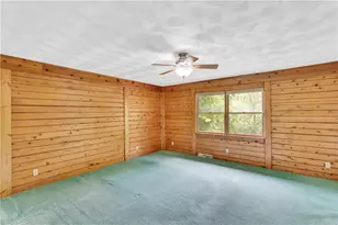624 Squaw Run Rd, Wayne Township, PA 16117 - Photo 13