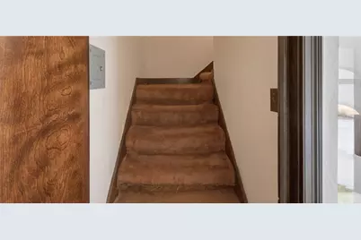 212 E Muntz, Butler, PA 16001 - Photo 27
