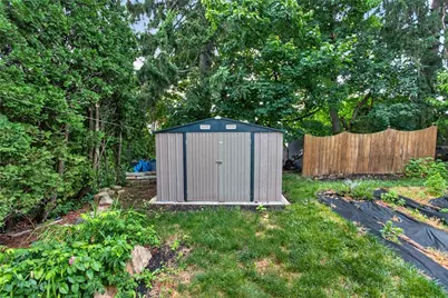 212 E Muntz, Butler, PA 16001 - Photo 39