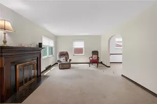 212 E Muntz, Butler, PA 16001 - Photo 5